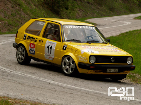 11. Ανδρεάδης-Χατζημποζίνης