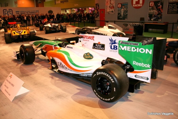 AUTOSPORT INTERNATIONAL 2011 200.jpg